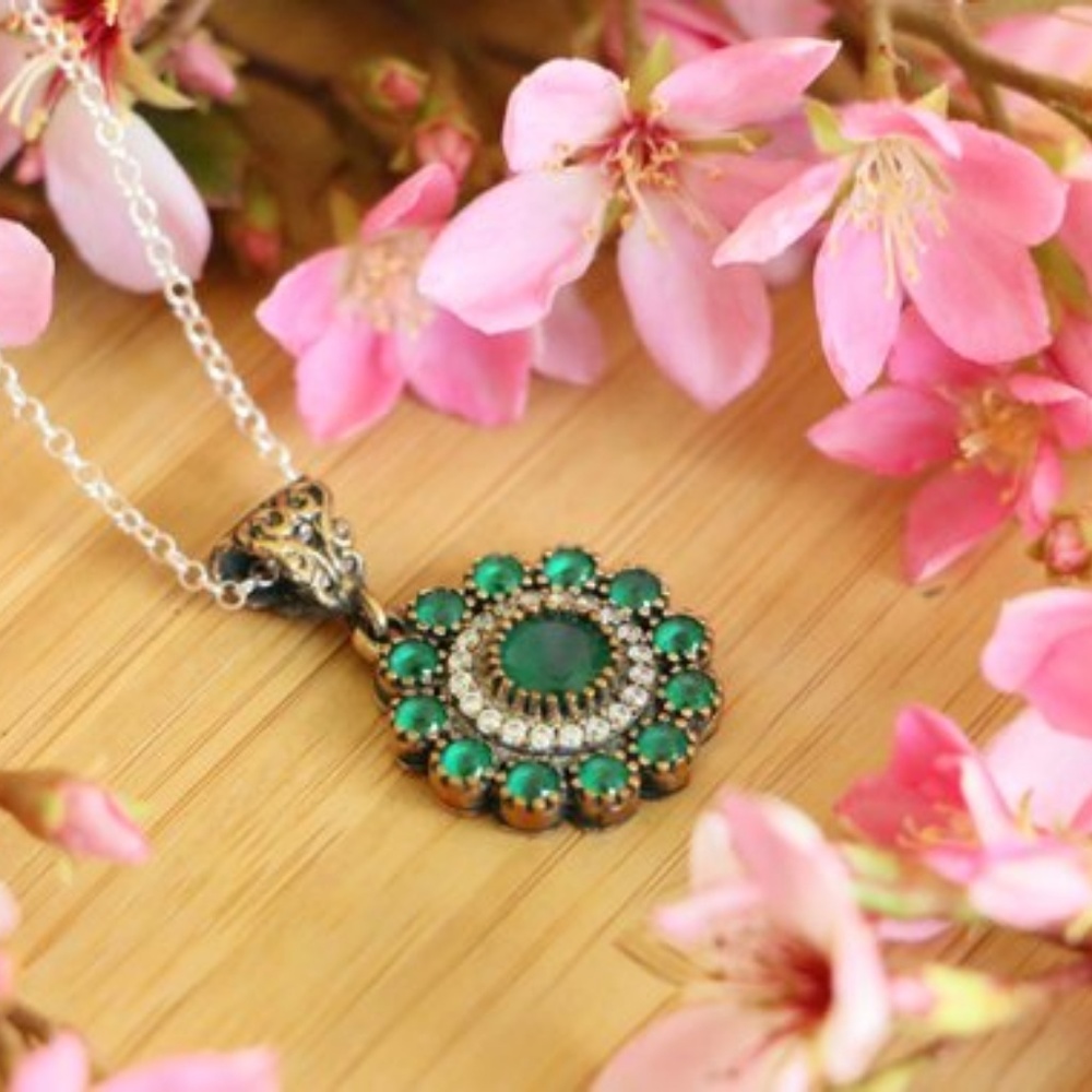 Sterling Silver Jade Stones &Cubic Zirconia Stones - Picture 7 of 8